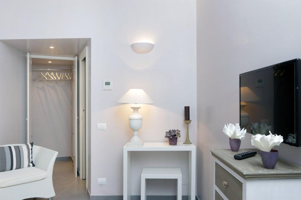 Residenza Romana Zucchelli * Roma